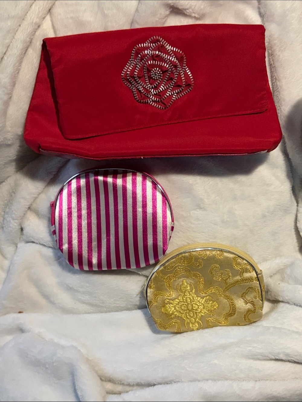 Lancôme (shows use) and 2 coin purse